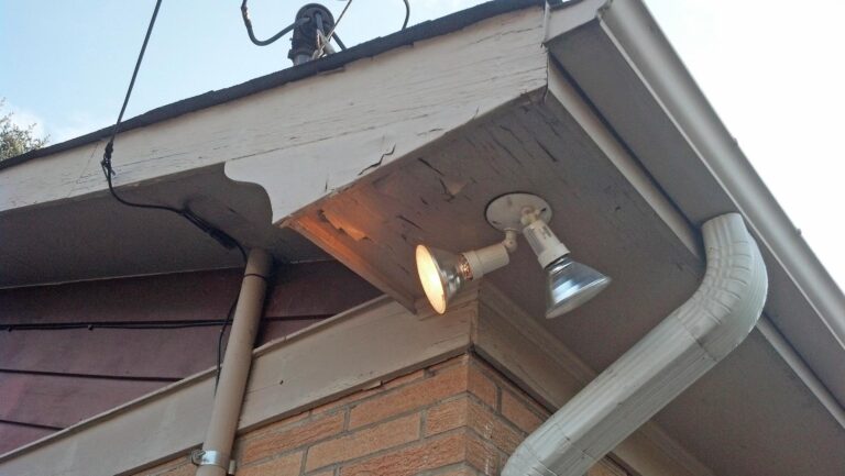 Knoxville Gutter Cleaning Flood Lights Gutter Repairs